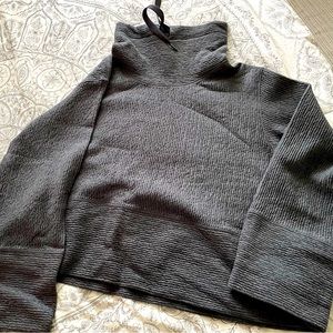 Lululemon sweater